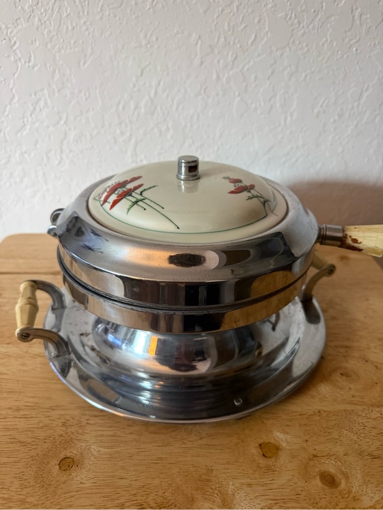 Royal Rochester Other - Vintage Ceramic-Top Stainless Steel Waffle Iron Cream Lid with Red Poppy’s WORKS